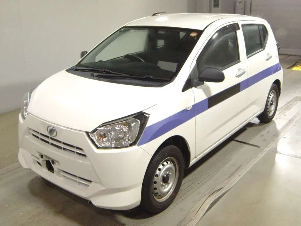 Daihatsu Mira e:S LA350S 2021